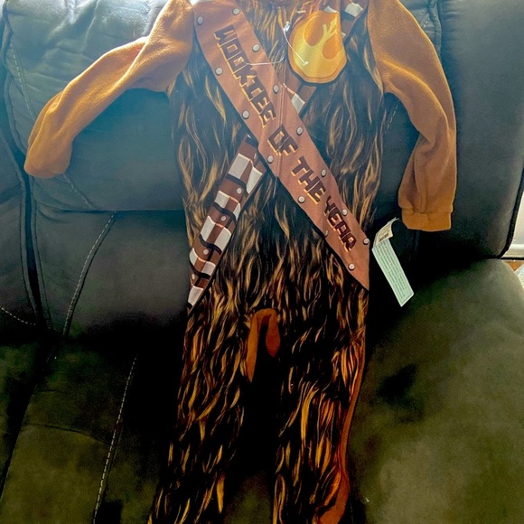 Child’s Wookie Star Wars pj’s - Picture 2 of 3